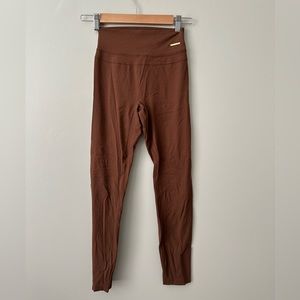 Gymshark x Whitney Simmons Leggings Brown
